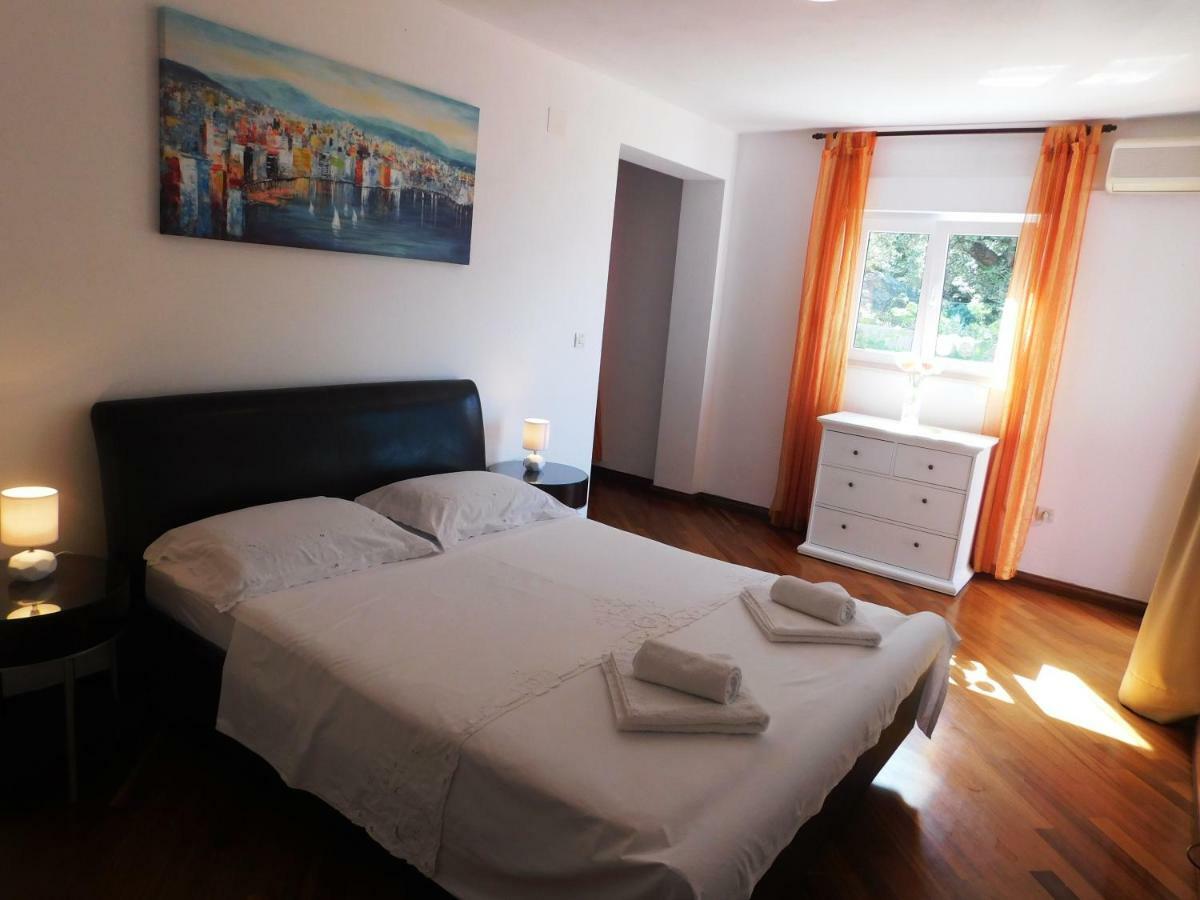 Apartman Niki Makarska Exterior foto